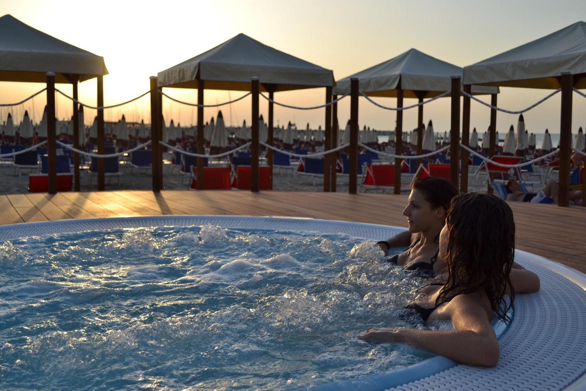 Hotel Nord Est غابيتّشي ماري المظهر الخارجي الصورة